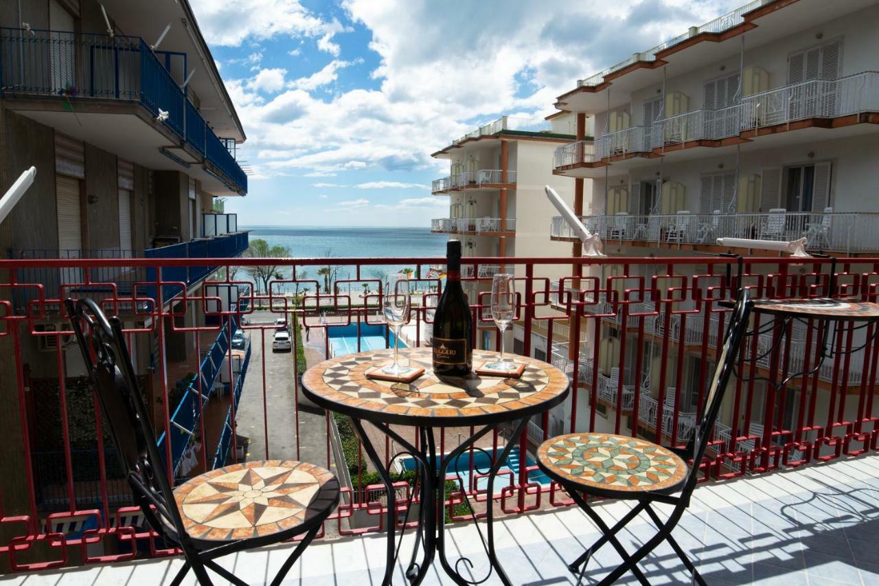 マイオーリPanorama Host - Domus Amalfi Coastアパートメント エクステリア 写真